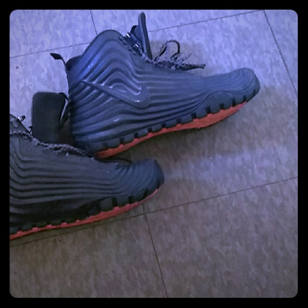 Nike ACG boots